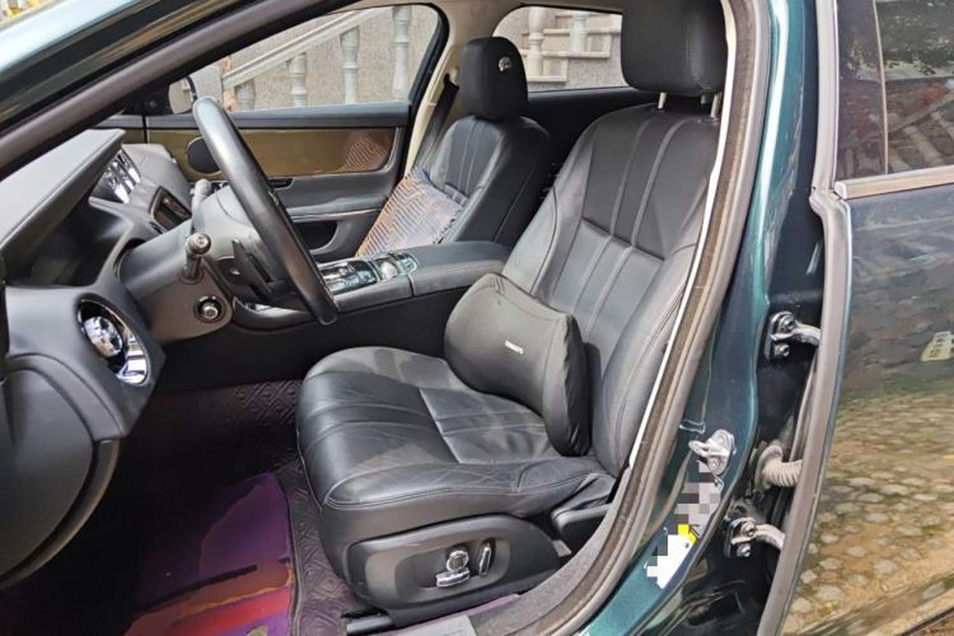 Used Jaguar XJ 2018 XJL 3.0 SC Two-Wheel-Drive Elegant Business Edition Left Front Seat