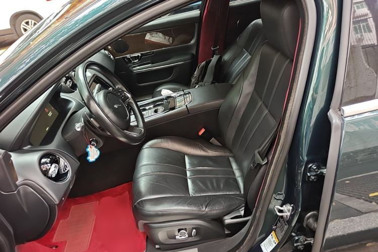 Used Jaguar XJ 2018 XJL 3.0 SC Two-Wheel-Drive Elegant Business Edition Left Front Seat