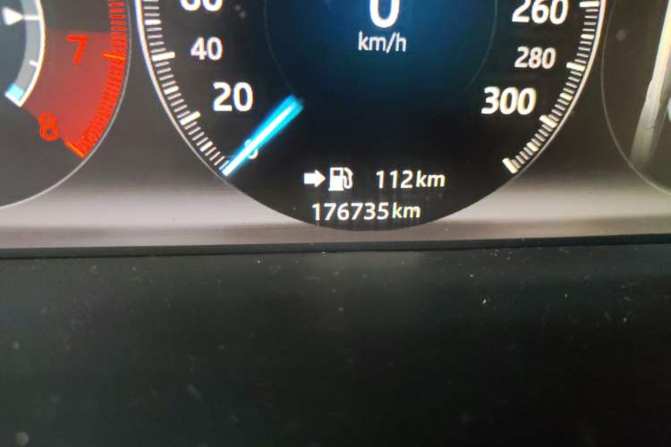 Used Jaguar XJ 2018 XJL 3.0 SC Two-Wheel-Drive Elegant Business Edition Odometer Close Up