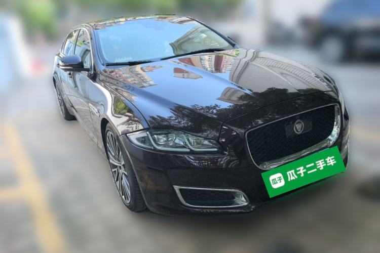 Used Jaguar XJ 2018 XJL 3.0 SC Two-Wheel-Drive Panoramic Business Edition Front Right 45 Deg