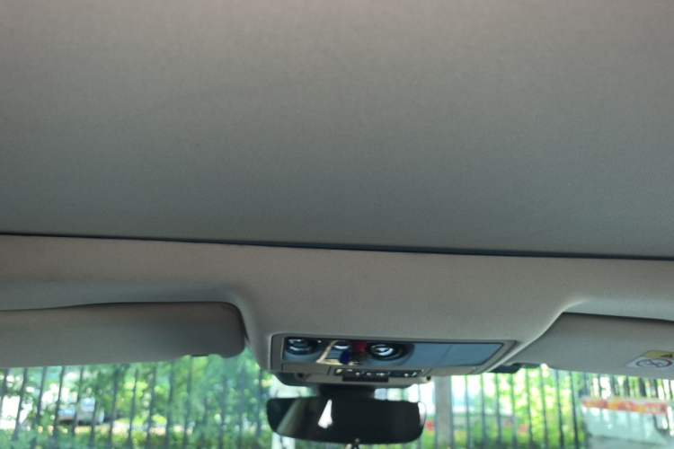 Used Jaguar XJ 2018 XJL 3.0 SC Two-Wheel-Drive Panoramic Business Edition Headliner