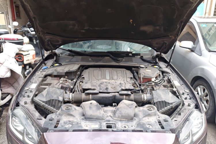 Used Jaguar XJ 2018 XJL 3.0 SC Two-Wheel-Drive Elegant Business Edition Engine Bay