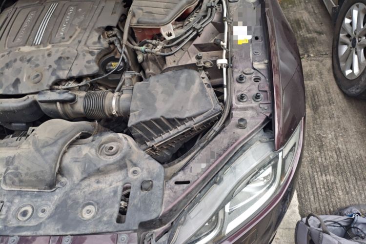 Used Jaguar XJ 2018 XJL 3.0 SC Two-Wheel-Drive Elegant Business Edition Engine Bay Left