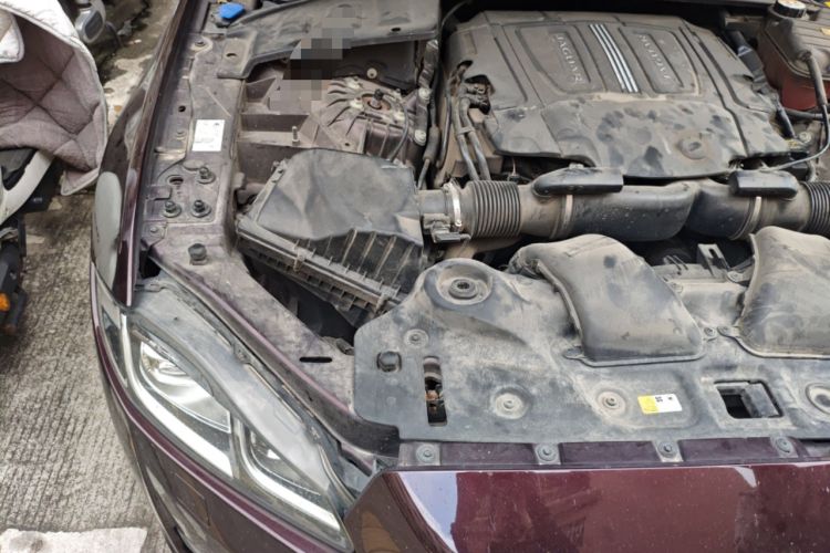 Used Jaguar XJ 2018 XJL 3.0 SC Two-Wheel-Drive Elegant Business Edition Engine Bay Right