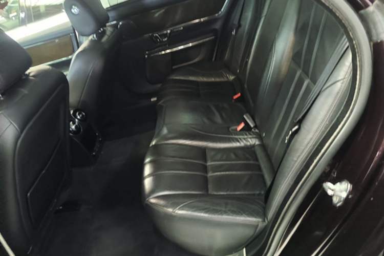 Used Jaguar XJ 2018 XJL 3.0 SC Two-Wheel-Drive Elegant Business Edition Left Rear Seat