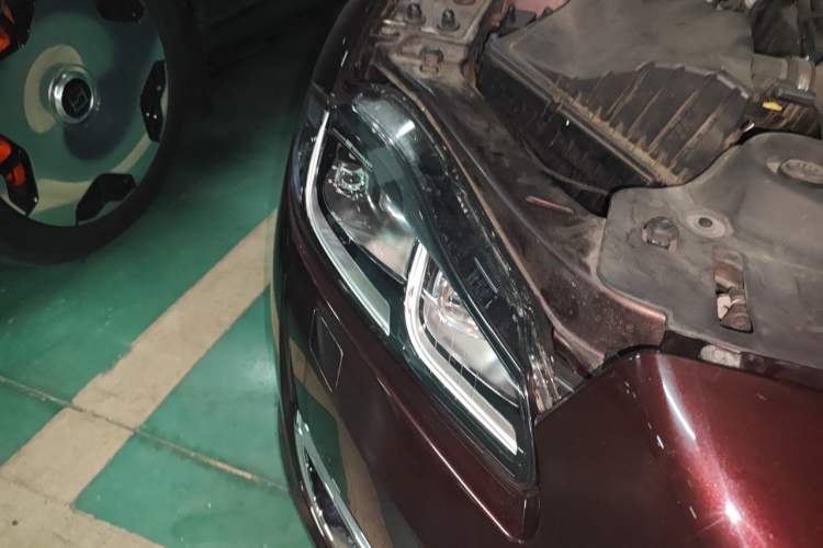Used Jaguar XJ 2018 XJL 3.0 SC Two-Wheel-Drive Elegant Business Edition Right Front Headlight