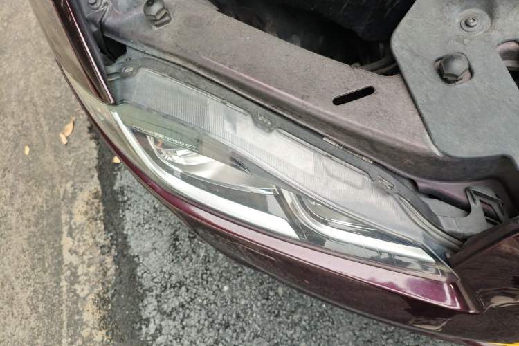 Used Jaguar XJ 2018 XJL 3.0 SC Two-Wheel-Drive Elegant Business Edition Right Front Headlight