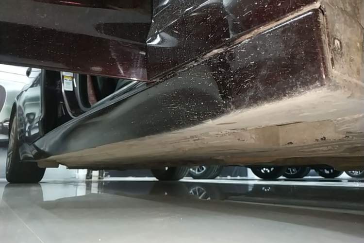 Used Jaguar XJ 2018 XJL 3.0 SC Two-Wheel-Drive Elegant Business Edition Right Side Sill