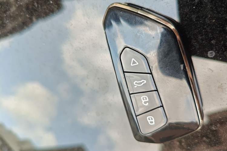 Used Jaguar XJ 2018 XJL 3.0 SC Two-Wheel-Drive Elegant Business Edition Vehicle Key