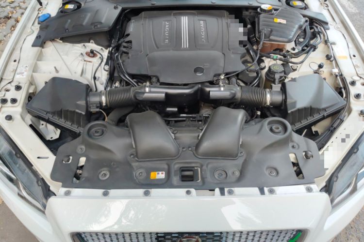 Used Jaguar XJ 2018 XJL 3.0 SC Four-Wheel Drive Panoramic Business Edition Engine Bay