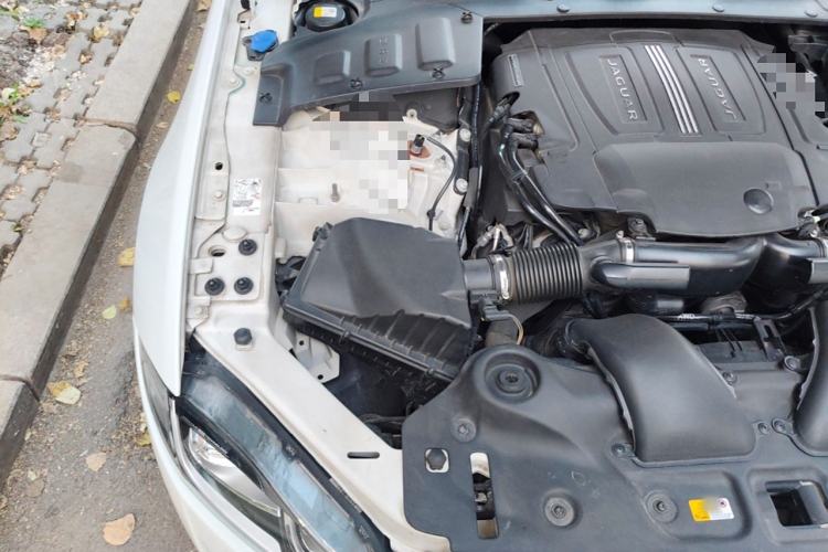 Used Jaguar XJ 2018 XJL 3.0 SC Four-Wheel Drive Panoramic Business Edition Engine Bay Right