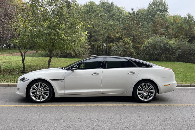 Used Jaguar XJ 2018 XJL 3.0 SC Two-Wheel-Drive Elegant Business Edition Exterior 3
