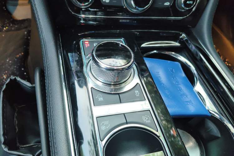 Used Jaguar XJ 2018 XJL 3.0 SC Four-Wheel Drive Panoramic Business Edition Gear Lever