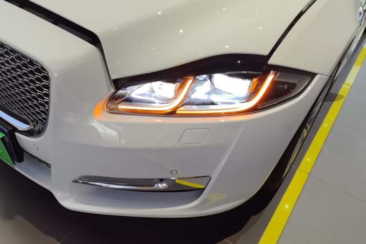 Used Jaguar XJ 2018 XJL 3.0 SC Two-Wheel-Drive Elegant Business Edition Left Front Headlight