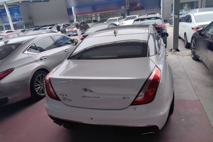 Used Jaguar XJ 2018 XJL 3.0 SC Two-Wheel-Drive Elegant Business Edition Rear