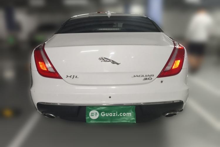 Used Jaguar XJ 2018 XJL 3.0 SC Two-Wheel-Drive Elegant Business Edition Rear