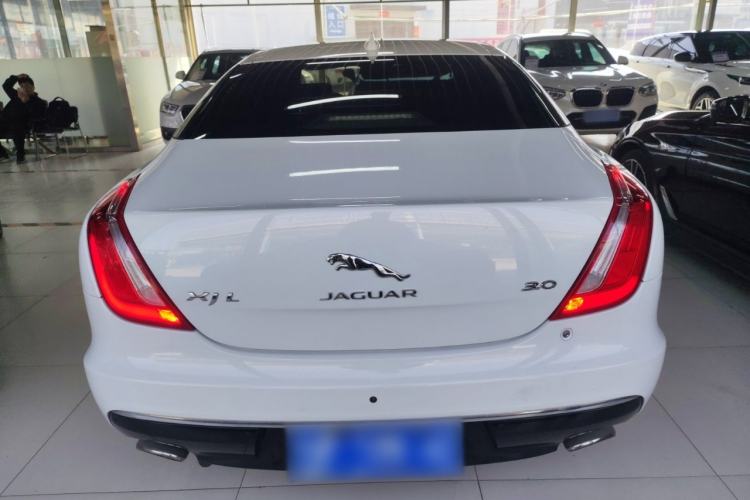 Used Jaguar XJ 2018 XJL 3.0 SC Two-Wheel-Drive Elegant Business Edition Rear