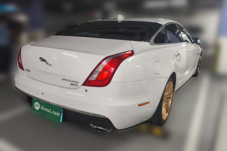 Used Jaguar XJ 2018 XJL 3.0 SC Two-Wheel-Drive Elegant Business Edition Rear Right 45 Deg