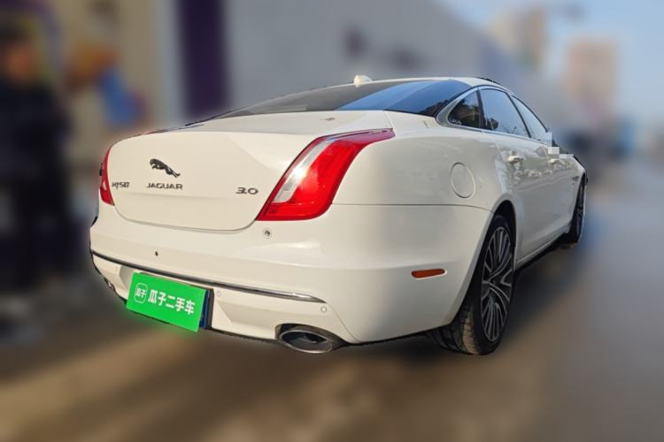Used Jaguar XJ 2018 XJL 3.0 SC Two-Wheel-Drive Panoramic Business Edition Rear Right 45 Deg