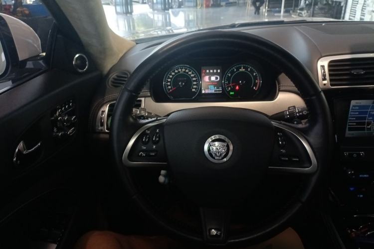 Used Jaguar XK 2012 XKR 5.0L Supercharged Coupe Steering Wheel