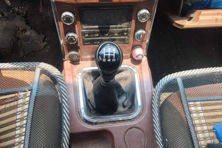 Used JDMC T100 2017 2.2L Three-Side Open-Front Rich Edition Double-Row V22 Gear Lever