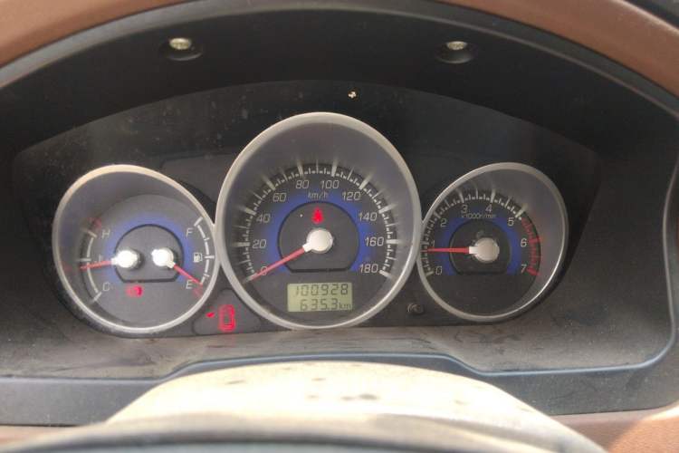 Used JDMC T100 2017 2.2L Three-Side Open-Front Rich Edition Double-Row V22 Instrument Cluster