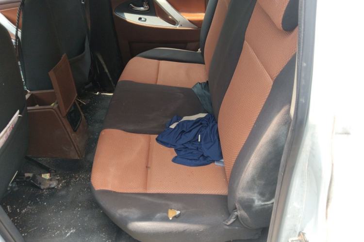 Used JDMC T100 2017 2.2L Three-Side Open-Front Rich Edition Double-Row V22 Left Rear Seat