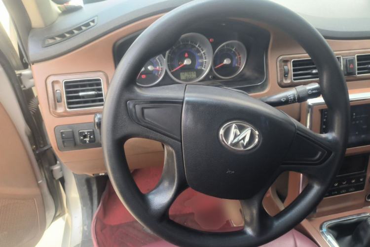 Used JDMC T100 2018 2.8T Three-Side-Opening Luxury Single-Cab JE493ZLQ5D Steering Wheel