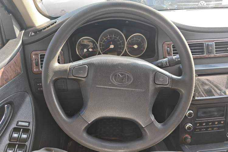 Used JDMC T5 2014 2.8T Two-Wheel-Drive Elite Version Standard Wheelbase JE493ZLQ4CB Steering Wheel