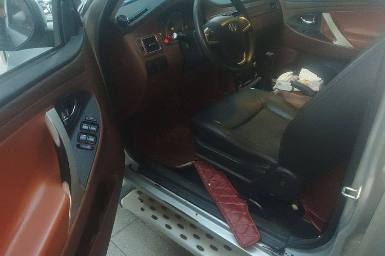 Used JDMC T5 2014 2.8T Two-Wheel Drive Upgraded Version with Standard Wheelbase JE493ZLQ4E Driver Seat
