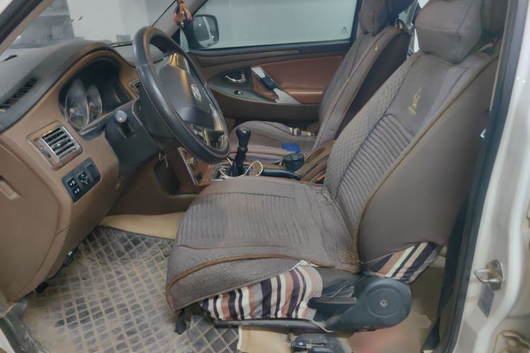 Used JDMC T5 2016 2.8T Two-Wheel Drive Comfort Version with Standard Wheelbase JE493ZLQ4E Left Front Seat