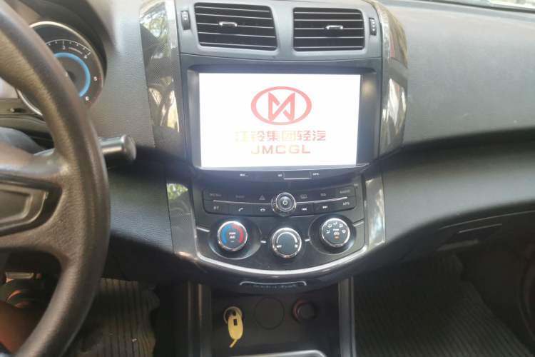 Used JDMC T7 2015 2.8T Two-Wheel Drive Prestige Edition Extended Wheelbase JE493ZLQ4CB Audio And AC Panel