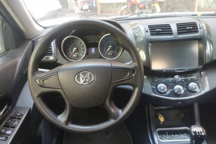 Used JDMC T7 2015 2.8T Two-Wheel Drive Prestige Edition Extended Wheelbase JE493ZLQ4CB Steering Wheel