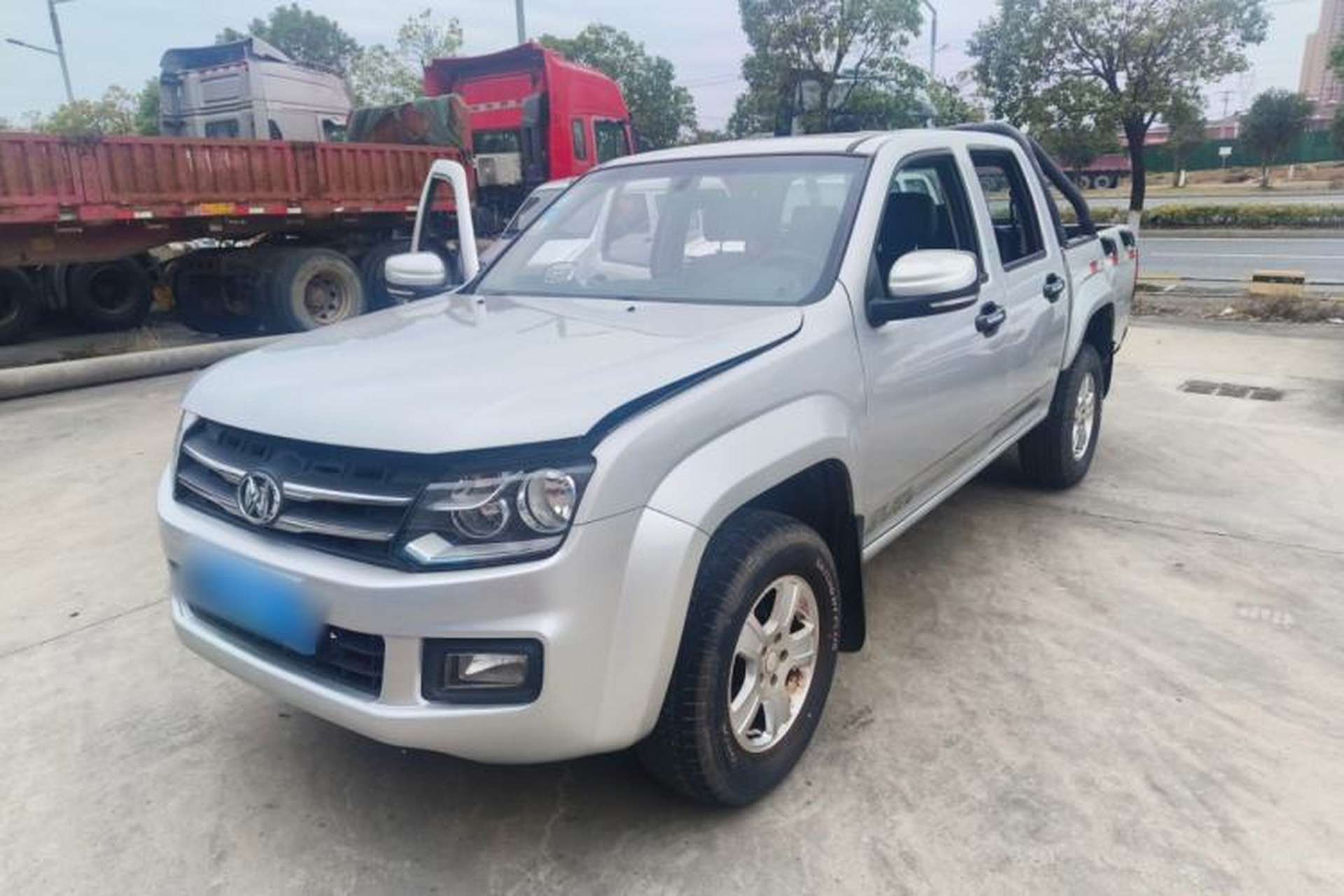Used JDMC T7 2016 2.8T Two-Wheel Drive Comfort Edition Standard Wheelbase JE493ZLQ4CB Front Left 45 Deg