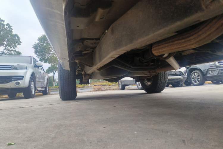Used JDMC T7 2016 2.8T Two-Wheel Drive Comfort Edition Standard Wheelbase JE493ZLQ4CB Right Side Sill