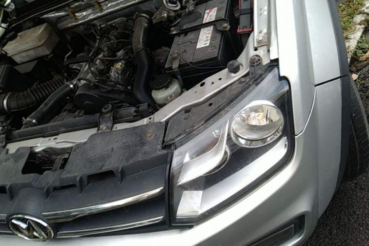 Used JDMC T7 2017 2.0T PLUS Two-Wheel Drive Elite Version Standard Wheelbase D20B Engine Bay Left