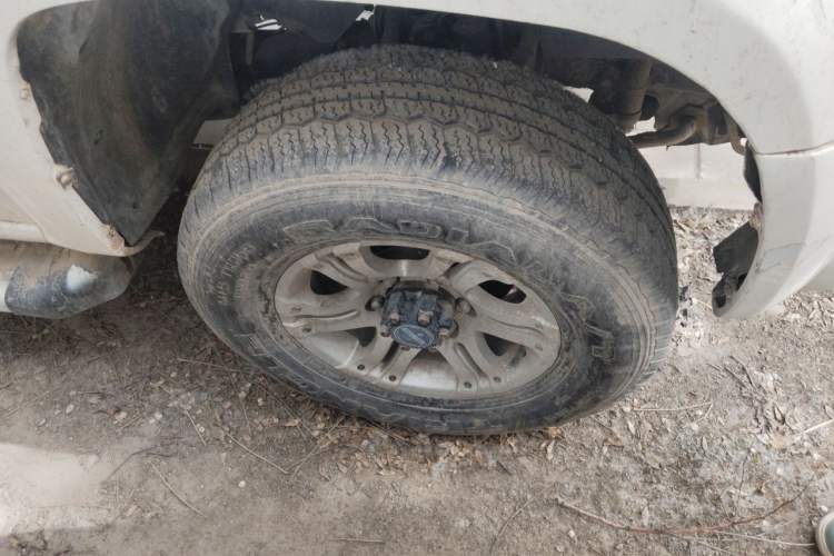 Used JDMC T7 2017 2.2L PLUS Four-Wheel Drive Ultra-Luxury Edition with Extended Wheelbase V22 Right Front Wheel Hub