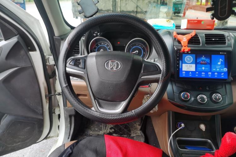 Used JDMC T7 2017 2.0T PLUS Two-Wheel Drive Luxury Edition Extended Wheelbase D20B Steering Wheel
