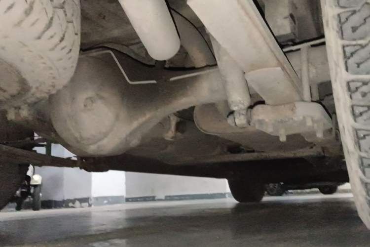 Used JDMC T7 2018 2.0T PLUS Two-Wheel Drive Luxury Edition Extended Wheelbase 4K21D4T Chassis Rear Right
