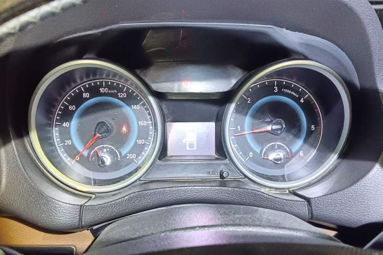 Used JDMC T7 2018 2.0T PLUS Two-Wheel Drive Luxury Edition Extended Wheelbase 4K21D4T Instrument Cluster