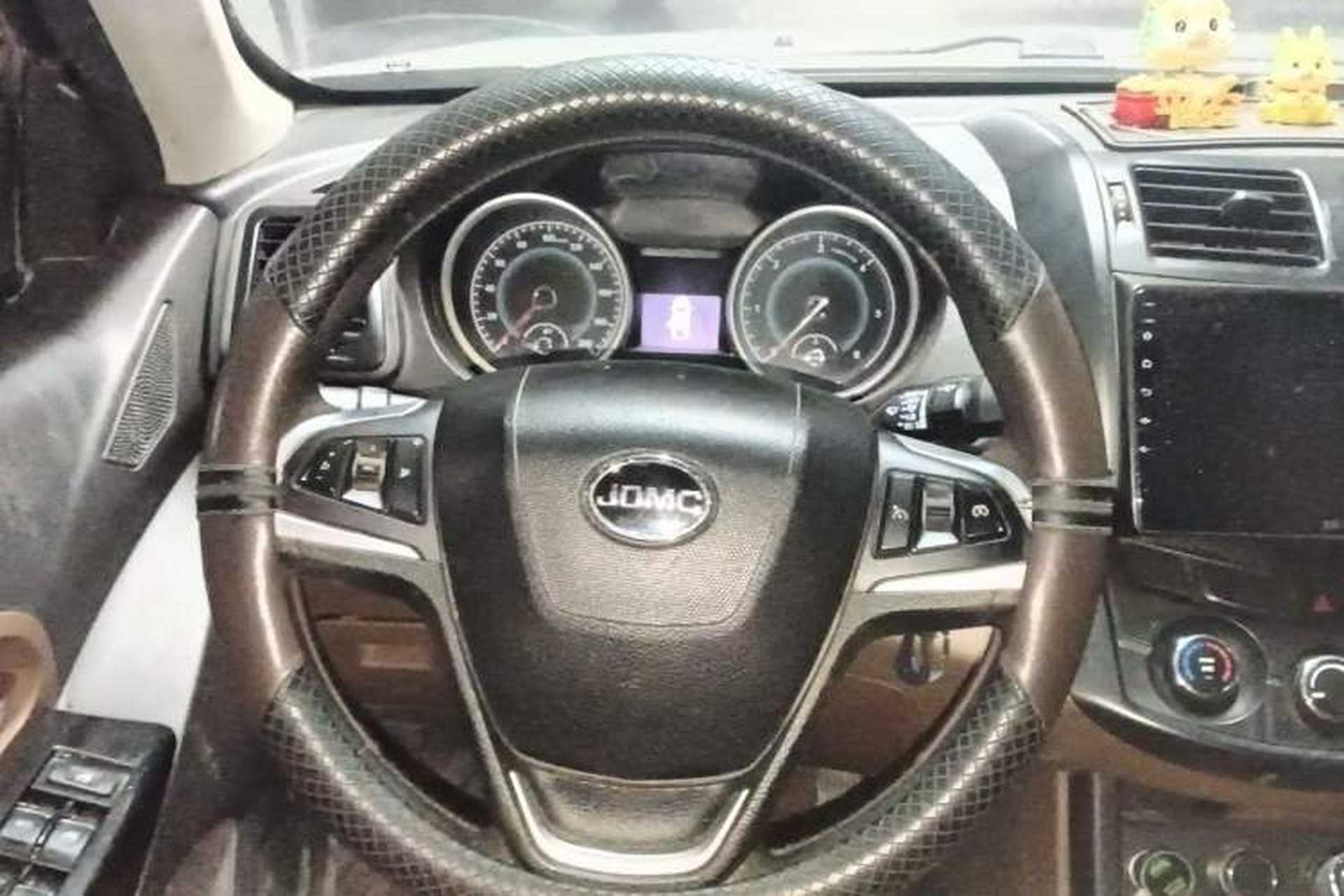 Used JDMC T7 2018 2.0T PLUS Two-Wheel Drive Luxury Edition Extended Wheelbase 4K21D4T Steering Wheel