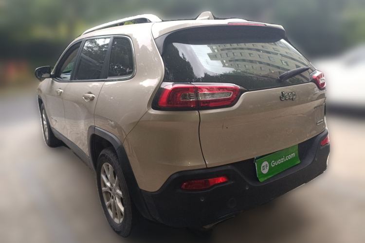 Used Jeep Cherokee 2016 2.4L Leading Edition Exterior 3