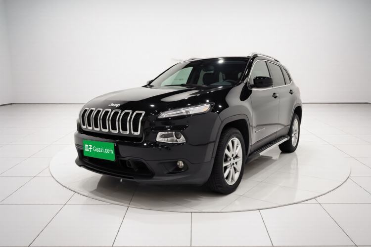 Used Jeep Cherokee 2014 2.4L Luxury Edition Guazi used car, China used car export, Used car for sale, Used  cars, Cheapest cars for sale