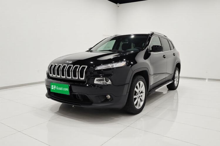 Used Jeep Cherokee 2014 2.4L Luxury Edition Guazi used car, China used car export, Used car for sale, Used  cars, Cheapest cars for sale