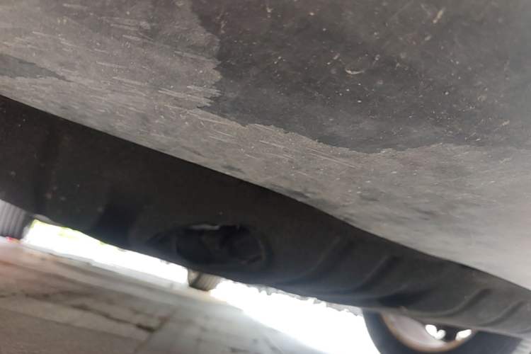 Used Jeep Cherokee 2014 2.4L Luxury Edition Chassis Front