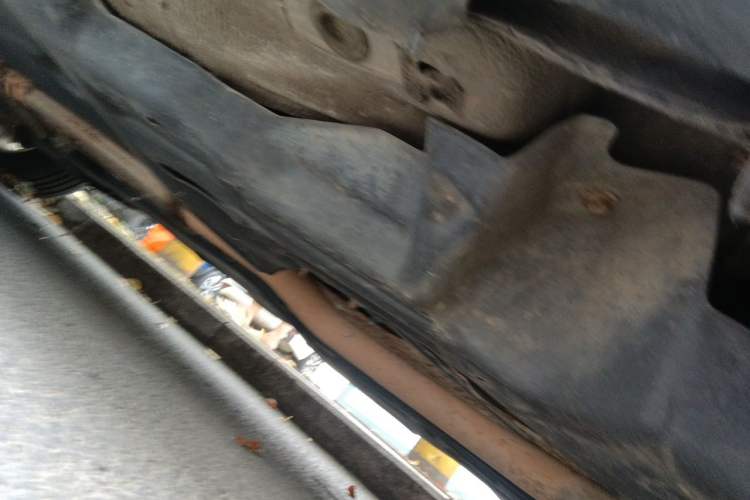 Used Jeep Cherokee 2014 2.4L Luxury Edition Chassis Rear Left
