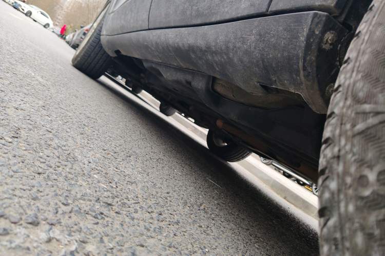 Used Jeep Cherokee 2014 2.4L Luxury Edition Chassis Rear Left
