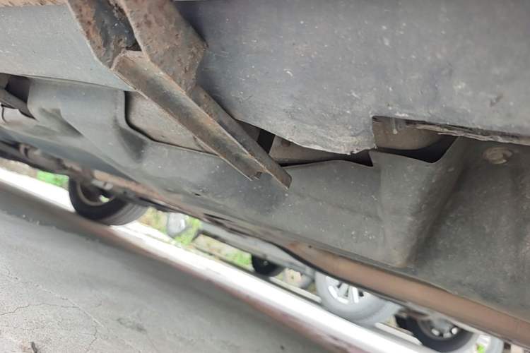 Used Jeep Cherokee 2014 2.4L Luxury Edition Chassis Rear Left