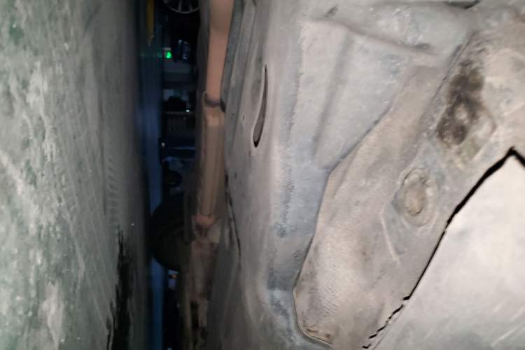 Used Jeep Cherokee 2014 2.4L Luxury Edition Chassis Rear Right