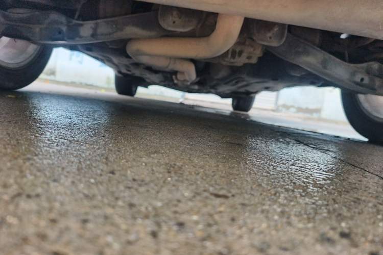 Used Jeep Cherokee 2014 2.4L Luxury Edition Chassis Rear